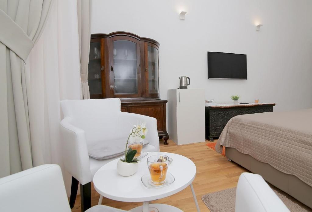 Room In Dubrovnik With Air Conditioning, Wifi Washing Machine 4246-3 ภายนอก รูปภาพ